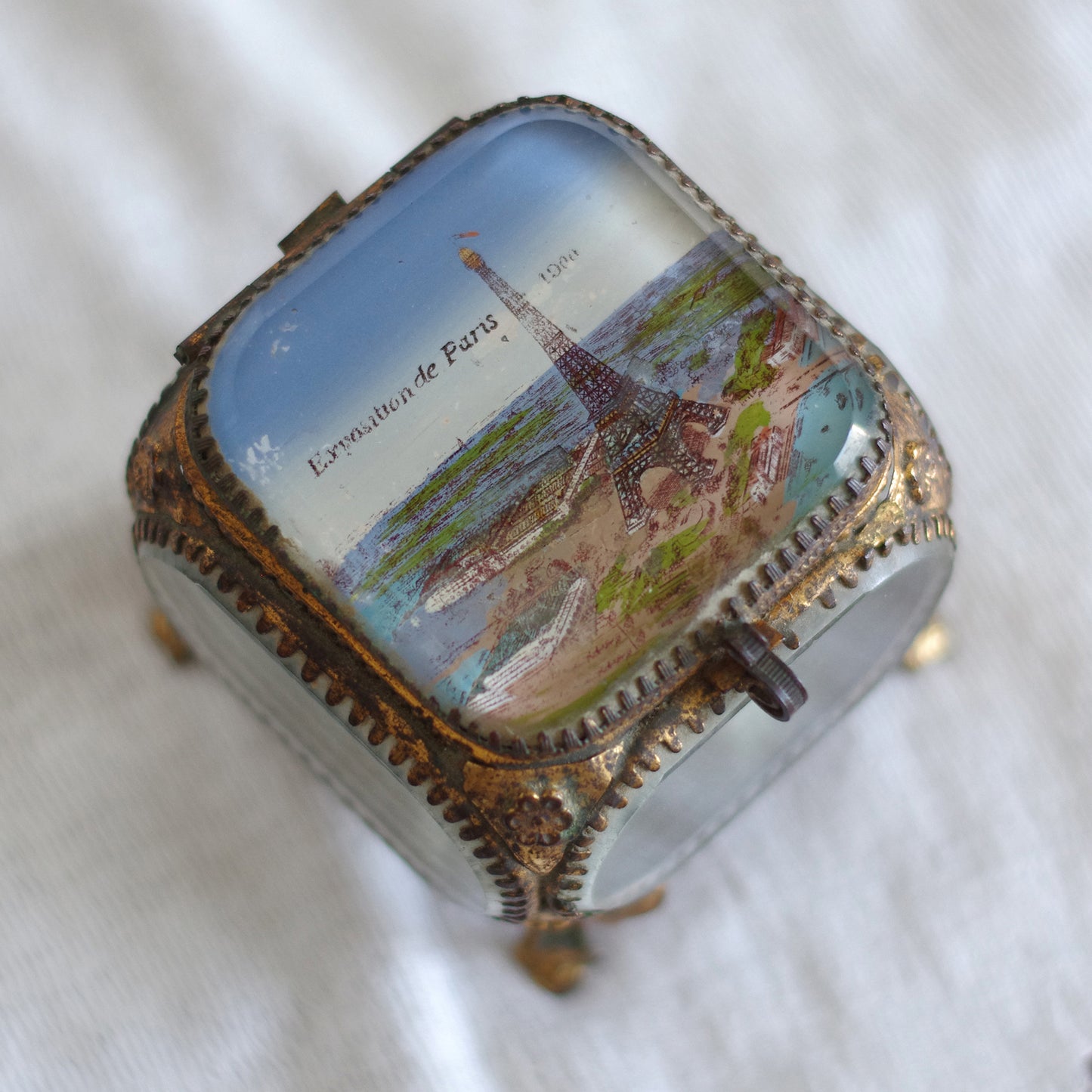 Boîte à bijoux. Souvenir de l'Exposition Universelle de Paris 1900. Tour Eiffel
