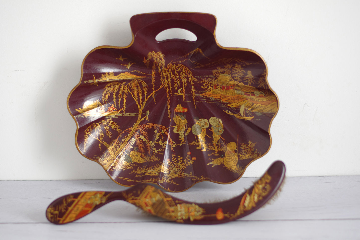 Ramasse-miettes époque Napoléon III. Décor Japonisant