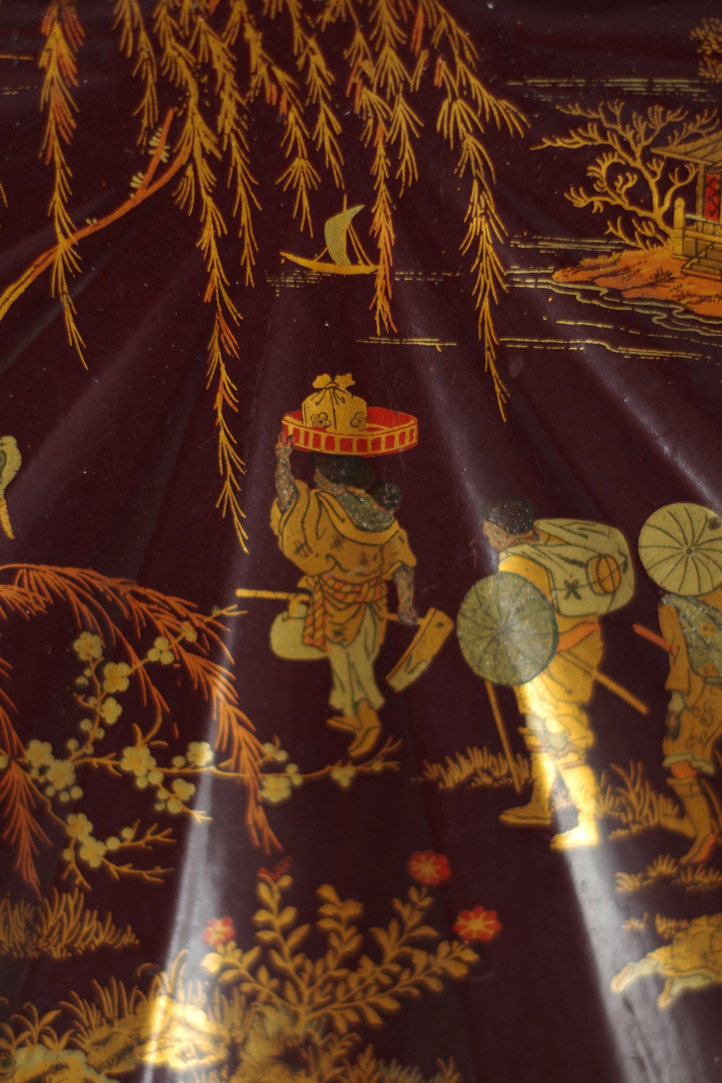 Ramasse-miettes époque Napoléon III. Décor Japonisant