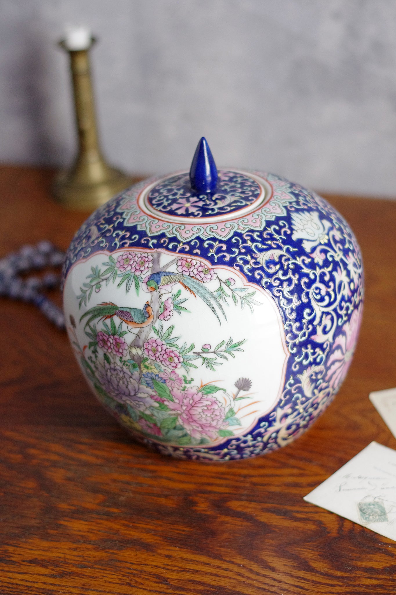 Chinese ginger jar. Polychrome porcelain