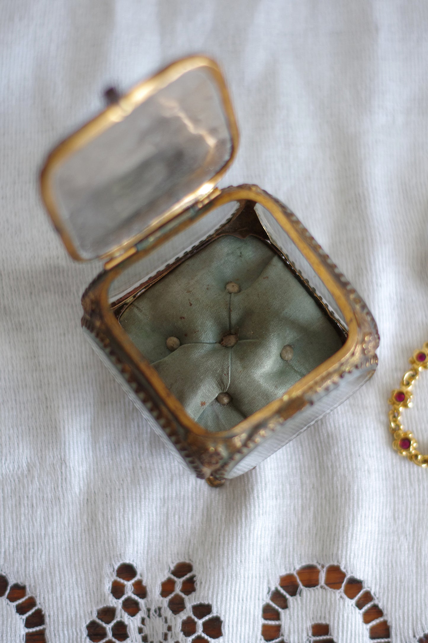 Boîte à bijoux. Souvenir de l'Exposition Universelle de Paris 1900. Tour Eiffel