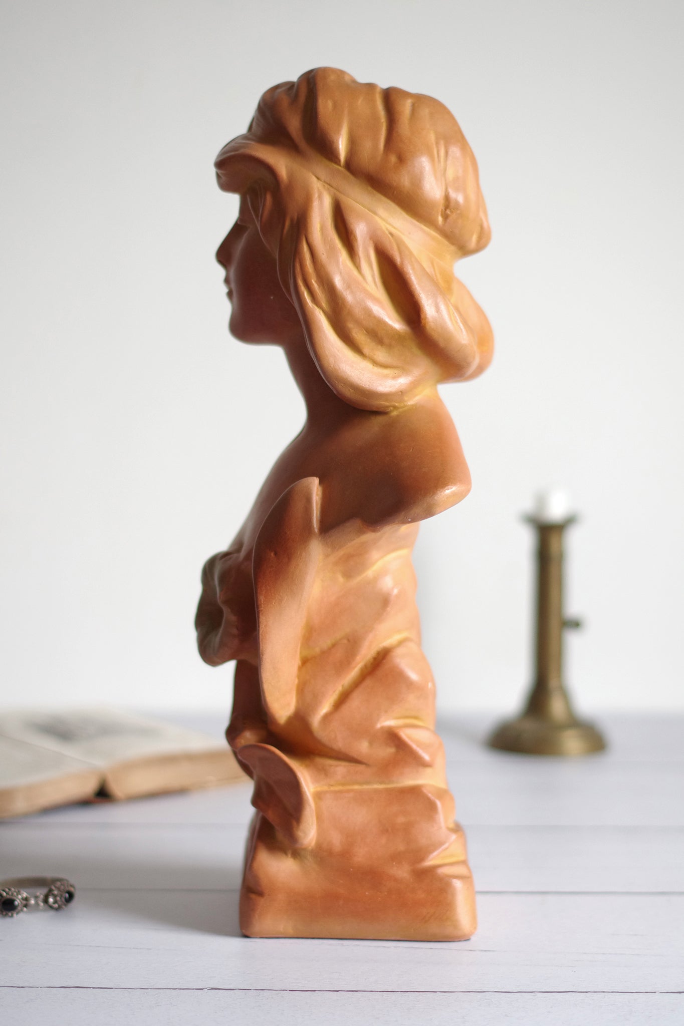 Buste de femme art nouveau Lysis en plâtre