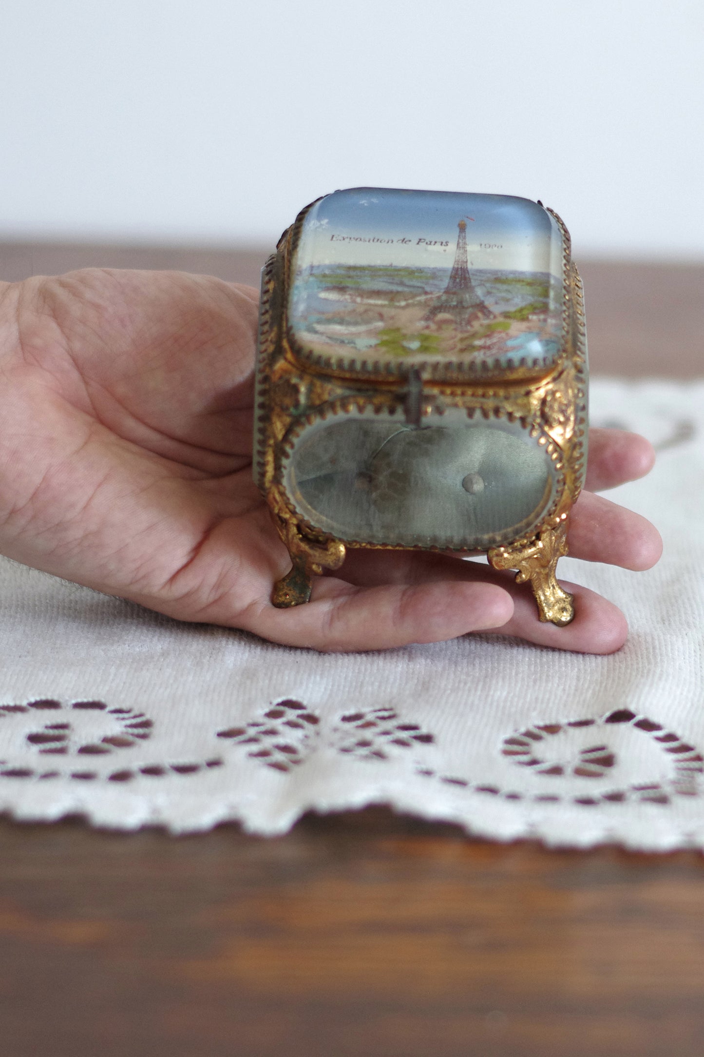 Boîte à bijoux. Souvenir de l'Exposition Universelle de Paris 1900. Tour Eiffel