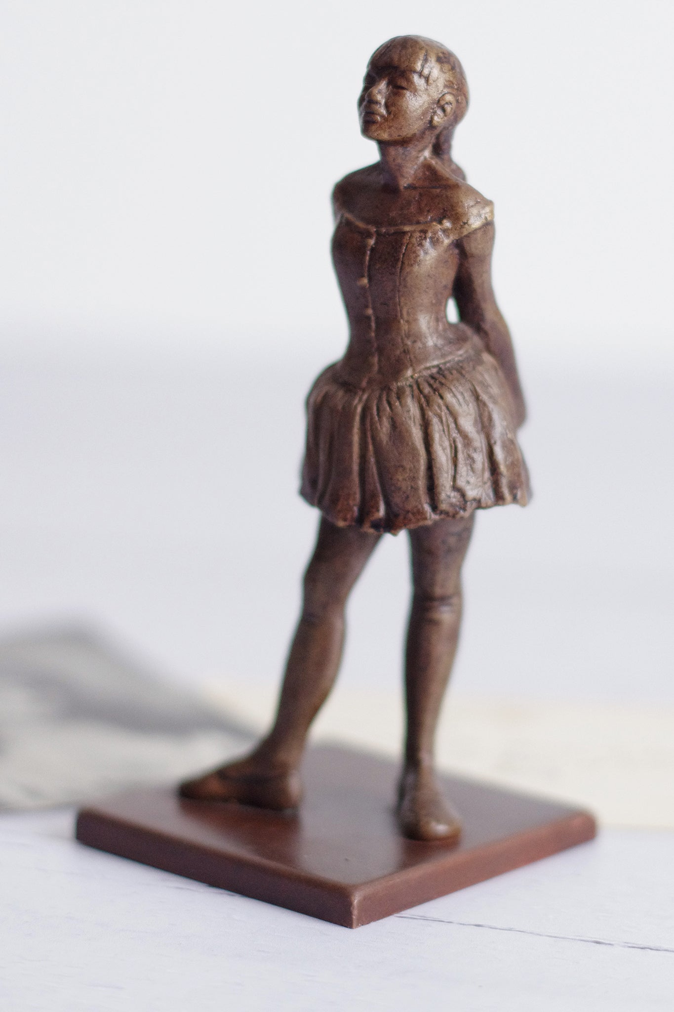 Figurine en bronze. La Petite Danseuse. Edgar Degas